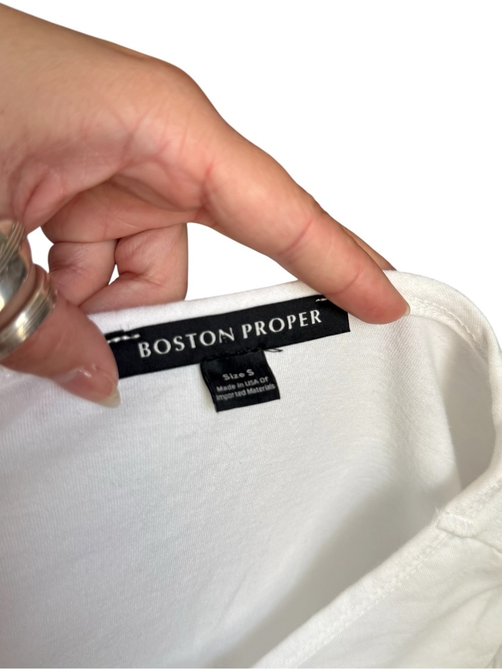 Boston Proper White Ruched Front Short Sleeve Keyhole Tee - Picture 2 of 9